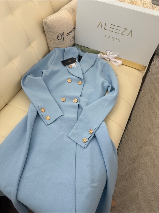 Aleeza Paris Dresses & Skirts - Aleeza Paris Women's Light Blue Chardonnay knit blazer dress